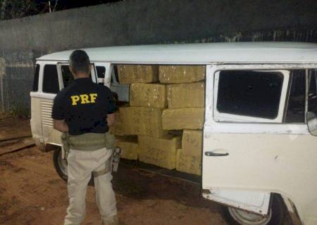 Kombi recheada com maconha é apreendida pela PRF em Ponta Porã